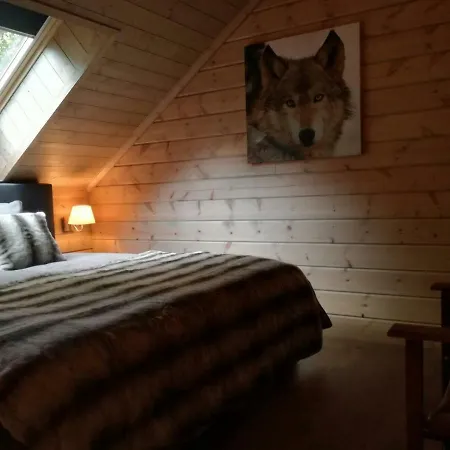Holiday home Chalet Comme Nulle Part *
